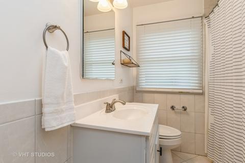 1110 Sunset Rd, Wheaton, IL 60189 photo 9