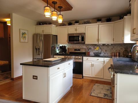 8902 Hidden Trl, Spring Grove, IL 60081 photo 5