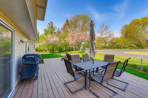 1112 Crestview Cir, Elgin, IL 60123 photo 25