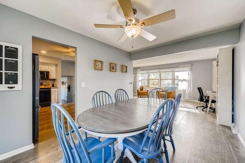 1112 Crestview Cir, Elgin, IL 60123 photo 9