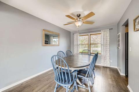1112 Crestview Cir, Elgin, IL 60123 photo 8