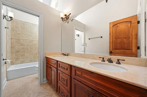 117 E Wilson St, Elmhurst, IL 60126 photo 32