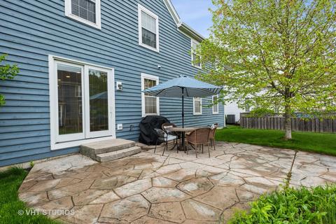 421 Mooresfield St, Elgin, IL 60124 photo 19