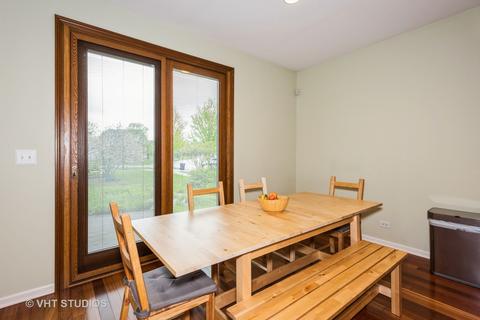 421 Mooresfield St, Elgin, IL 60124 photo 8