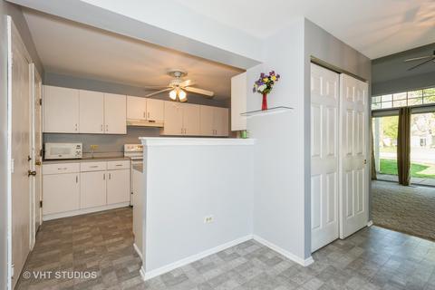 331 Ashford Cir #4, Bartlett, IL 60103 photo 5