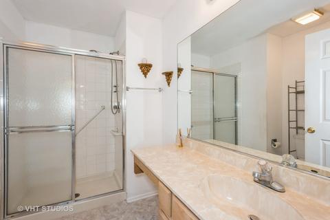 331 Ashford Cir #4, Bartlett, IL 60103 photo 14