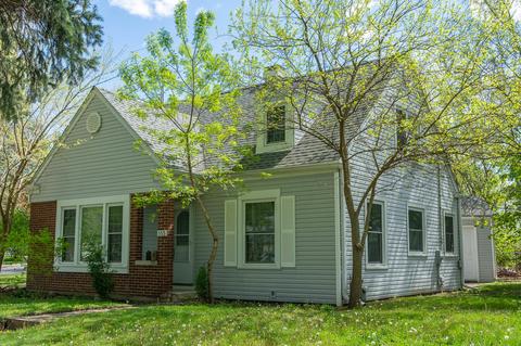 555 S Edison Ave, Elgin, IL 60123 photo 1