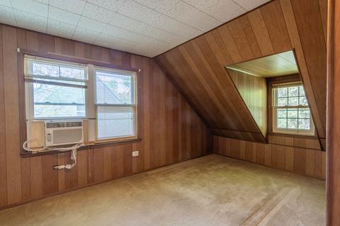 555 S Edison Ave, Elgin, IL 60123 photo 13