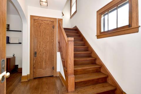 714 E Illinois St, Wheaton, IL 60187 photo 3