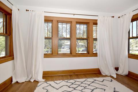 714 E Illinois St, Wheaton, IL 60187 photo 5