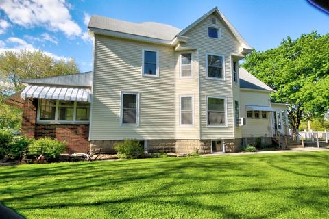 165 S 5th St, Sheldon, IL 60966 photo 3