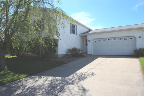 11 Rutherford Ct, Bloomington, IL 61705 photo 2