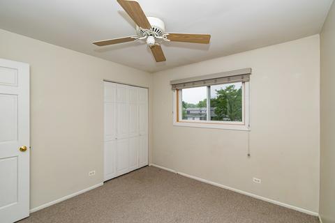 459 Hickory Dr, Wheeling, IL 60090 photo 14