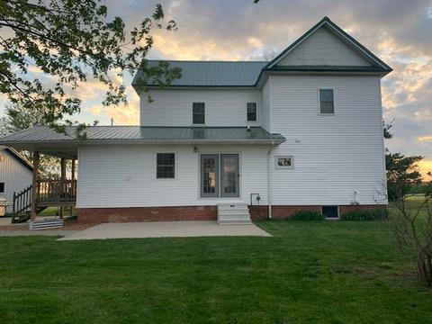 1104 Bantam Rd, Maroa, IL 61756 photo 1