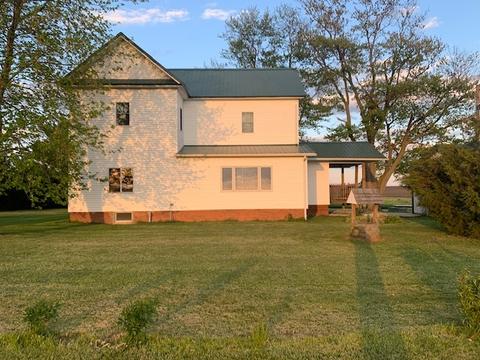 1104 Bantam Rd, Maroa, IL 61756 photo 2