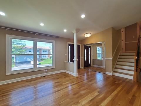 4425 Westbridge Ct, Hoffman Estates, IL 60192 photo 5