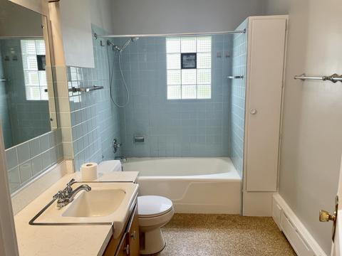 359 N Worth Ave, Elgin, IL 60123 photo 14