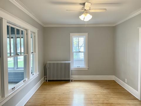 359 N Worth Ave, Elgin, IL 60123 photo 7