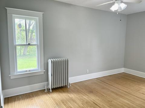 359 N Worth Ave, Elgin, IL 60123 photo 15