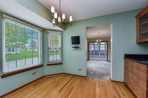 21224 Silktree Cir, Plainfield, IL 60544 photo 9