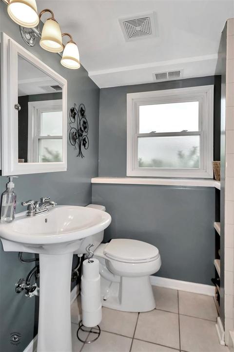 5835 Stuart Ln, Oak Forest, IL 60452 photo 15