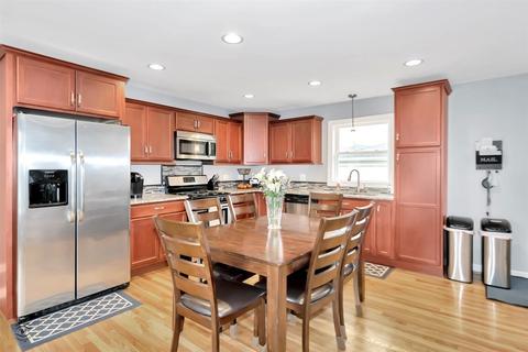 5835 Stuart Ln, Oak Forest, IL 60452 photo 7