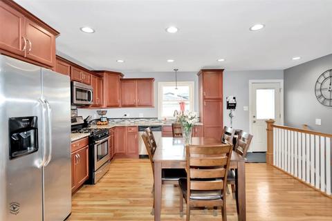 5835 Stuart Ln, Oak Forest, IL 60452 photo 6