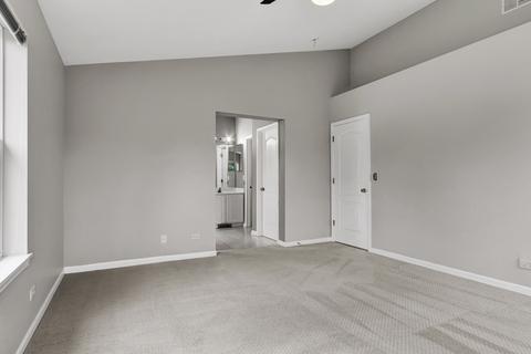 2932 Falling Waters Ln, Lindenhurst, IL 60046 photo 20