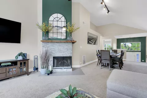 454 Mayflower Ln #2, Bartlett, IL 60103 photo 14