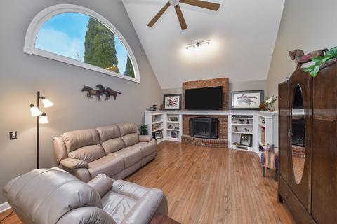 32 W796 Army Trail Rd, Wayne, IL 60184 photo 11