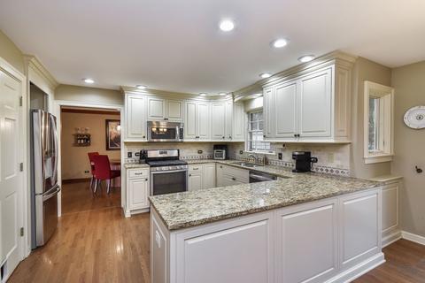 32 W796 Army Trail Rd, Wayne, IL 60184 photo 8