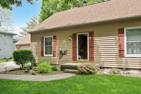 102 W Lincoln St, Normal, IL 61761 photo 3