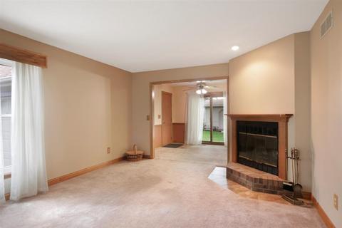 102 W Lincoln St, Normal, IL 61761 photo 14