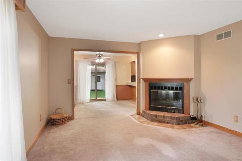 102 W Lincoln St, Normal, IL 61761 photo 15