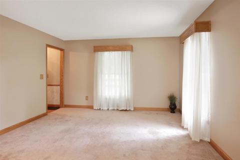 102 W Lincoln St, Normal, IL 61761 photo 16