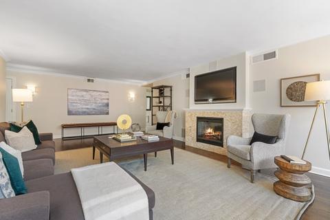 1 E Schiller St #3D, Chicago, IL 60610 photo 6