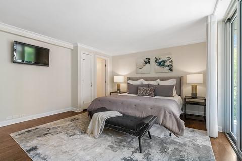 1 E Schiller St #3D, Chicago, IL 60610 photo 21