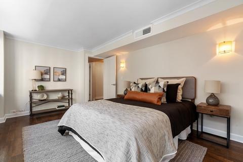 1 E Schiller St #3D, Chicago, IL 60610 photo 25