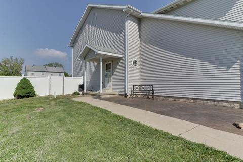 3 Oliver Ct, Downs, IL 61736 photo 2