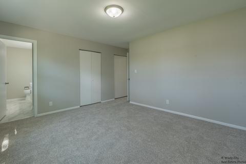 380 Grandview Ct, Algonquin, IL 60102 photo 9