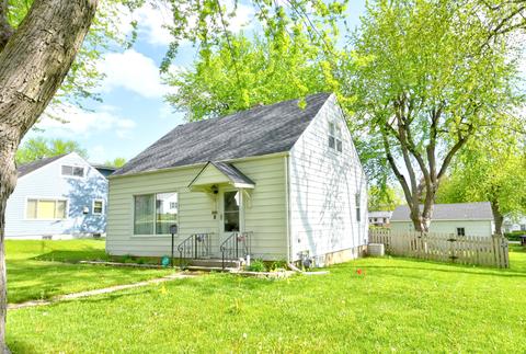 3711 Grand Ave, Mchenry, IL 60050 photo 1