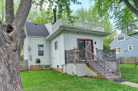 3711 Grand Ave, Mchenry, IL 60050 photo 2
