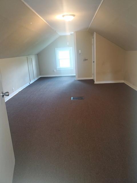 318 Orange St, Elgin, IL 60123 photo 15