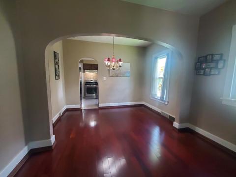 318 Orange St, Elgin, IL 60123 photo 7