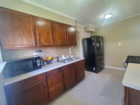 318 Orange St, Elgin, IL 60123 photo 11