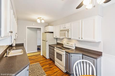 711 S River Rd #312, Des Plaines, IL 60016 photo 8