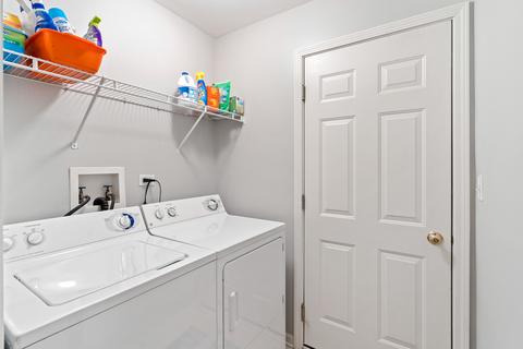 84 N Mill Rd, Addison, IL 60101 photo 17