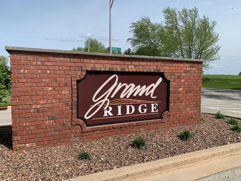 1002 Catherine Gln Dr, Minooka, IL 60447 photo 3