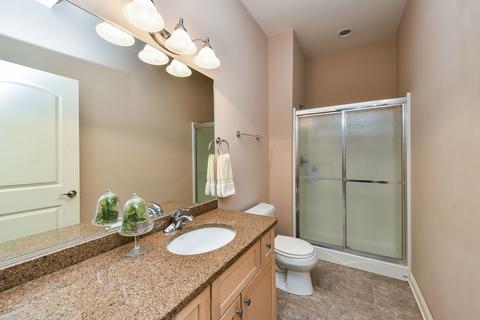 105 Travers Ave, Wheaton, IL 60187 photo 29