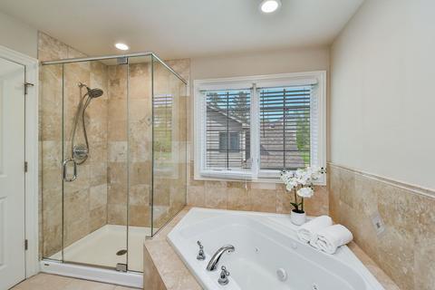 105 Travers Ave, Wheaton, IL 60187 photo 19
